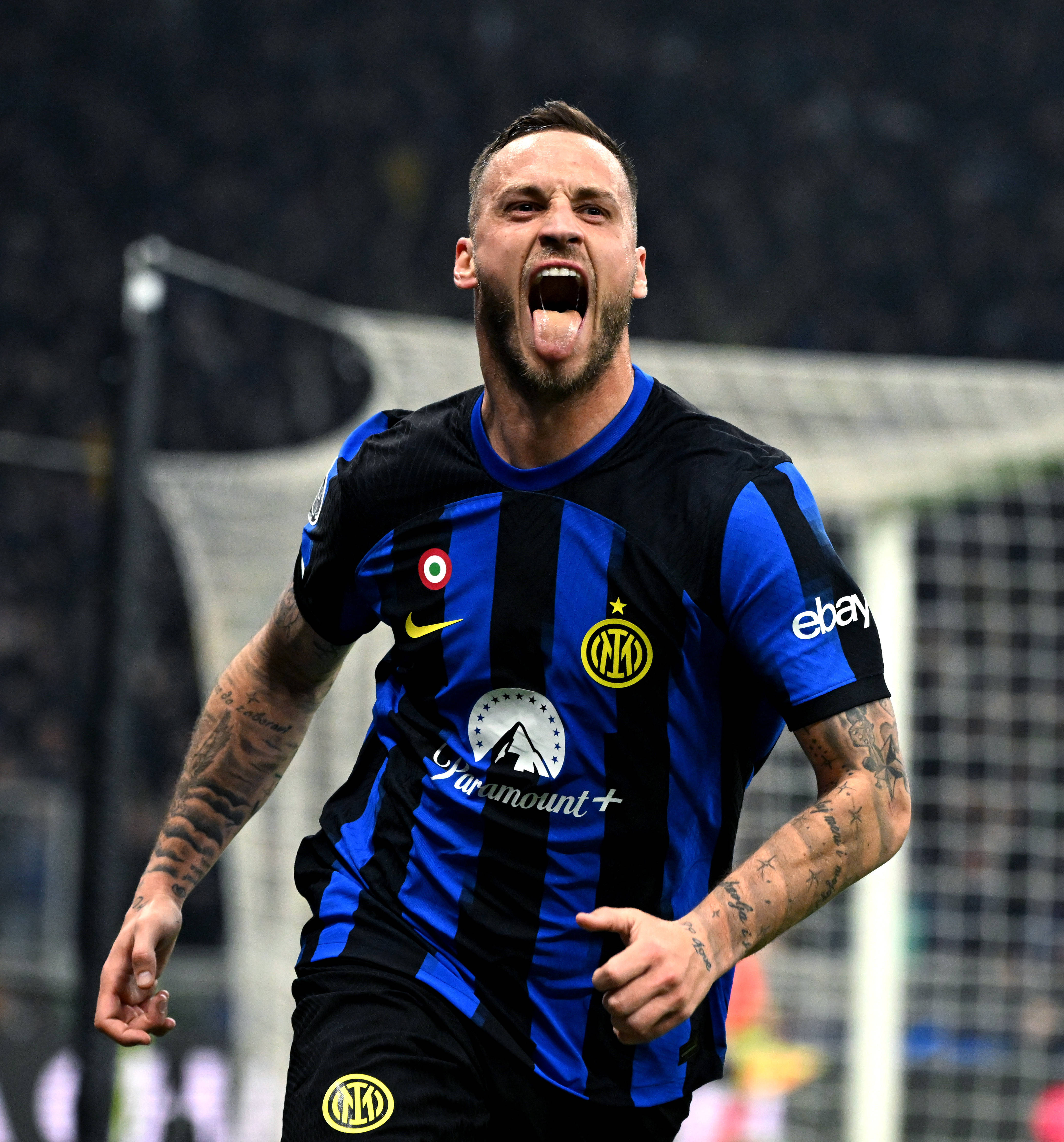 侧翼持球点 侧翼持球点