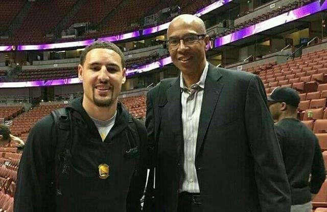 少自乱阵脚 少自乱阵脚