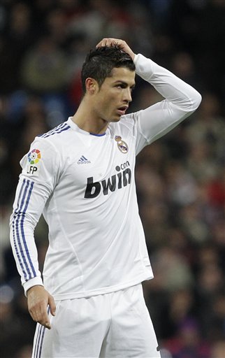 线上平台与线下赌场的百家乐胜率差异真相。（揭秘线上平台与实体赌场之间的百家乐胜率差异）