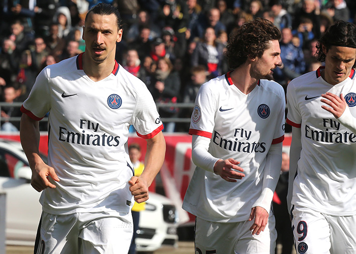 并不抢前点 并不抢前点