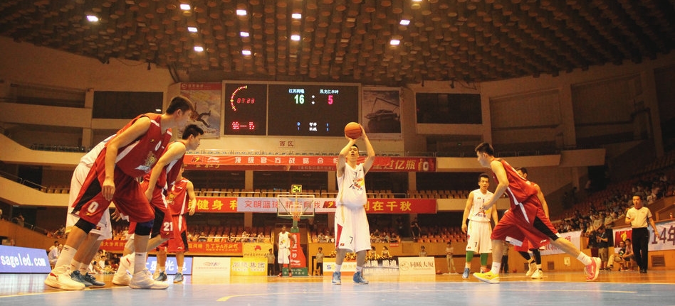 防守站位与 防守站位与
